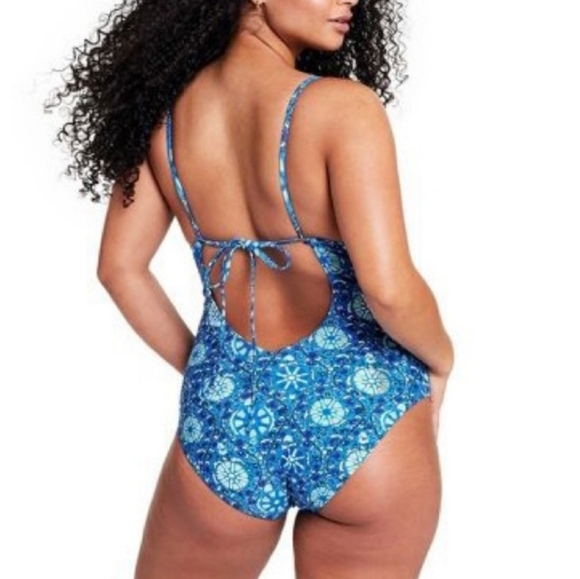 RHODE Zinnia plus size Floral Print One-Piece Swimsuit - Picture 2 of 6